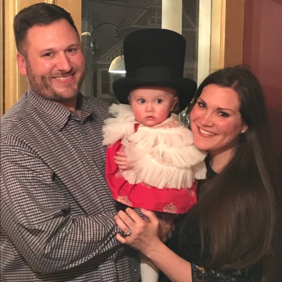 Welcome to Amélie's Armoire - Picture 14 of 16